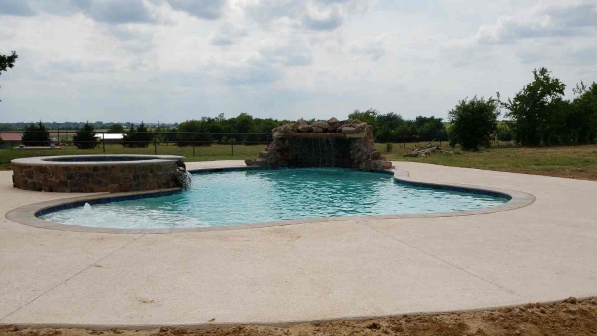 gunite pool installation 3